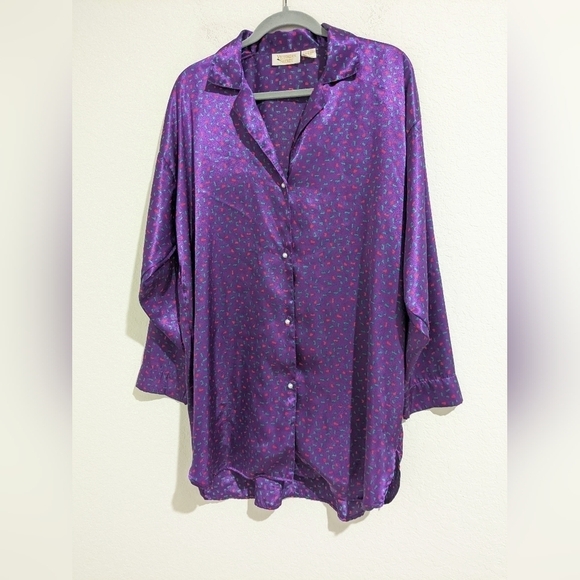 Victoria's Secret Vintage Purple Geometric Pearl Button Satin Nightgown 80s - Picture 4 of 12